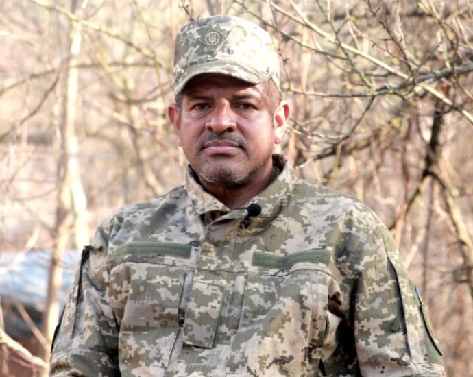 “there-was-fear”:-colombian-“tornado”-held-frontline-position-in-ukraine-for-110-days,-repelling-relentless-russian-attacks