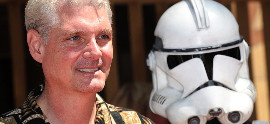 ‘star-wars’-and-‘powerpuff-girls’-voice-actor-tom-kane-dies-at-64