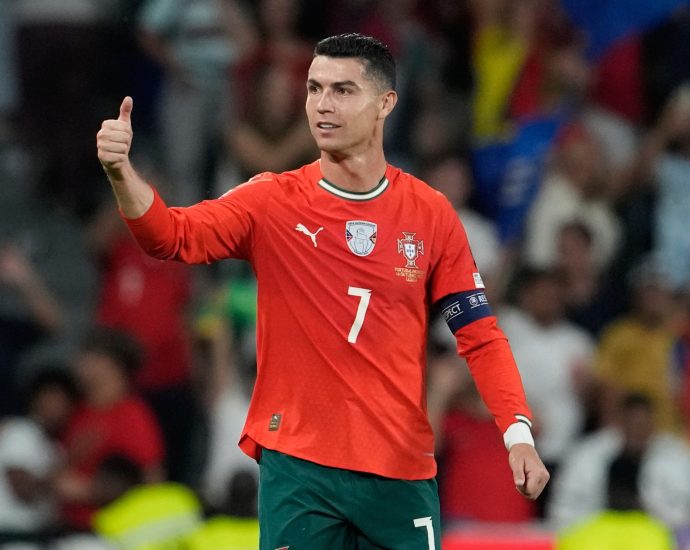 ronaldo-to-lead-portugal-at-sixth-world-cup-as-martinez-names-squad