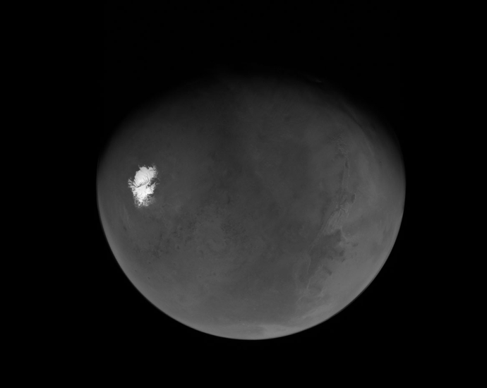 nasa’s-psyche-mission-sees-mars’-south-pole-after-flyby
