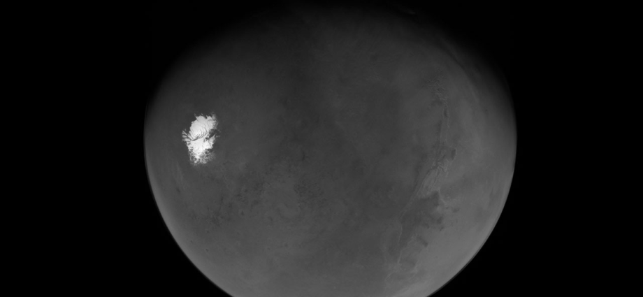 nasa’s-psyche-mission-sees-mars’-south-pole-after-flyby