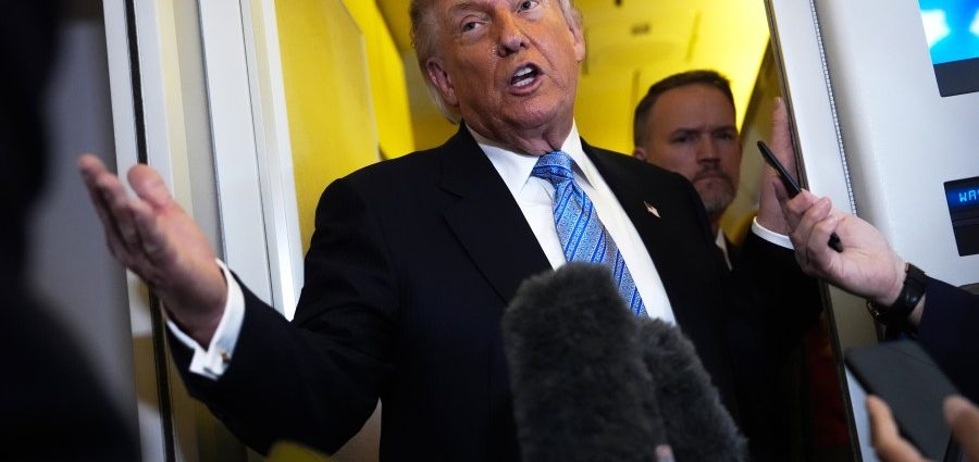 the-traitor-discloses-thousands-of-stock-trades,-some-in-companies-directly-influenced-by-his-policies