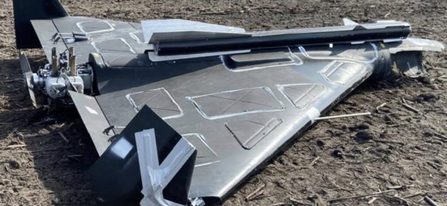 ukraine-shows-sea-drone-carrying-27-ai-guided-interceptors-built-to-kill-russia’s-shaheds-in-air