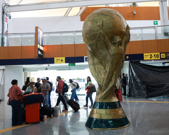 us-to-let-dr-congo-football-team-in-for-world-cup-despite-ebola-restrictions