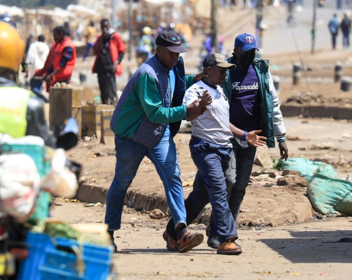 kenya-transport-strike-paused-after-deadly-protests