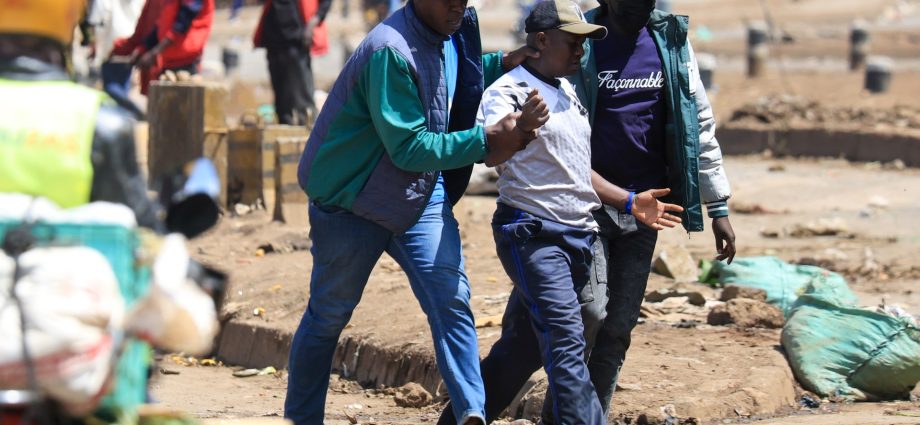 kenya-transport-strike-paused-after-deadly-protests