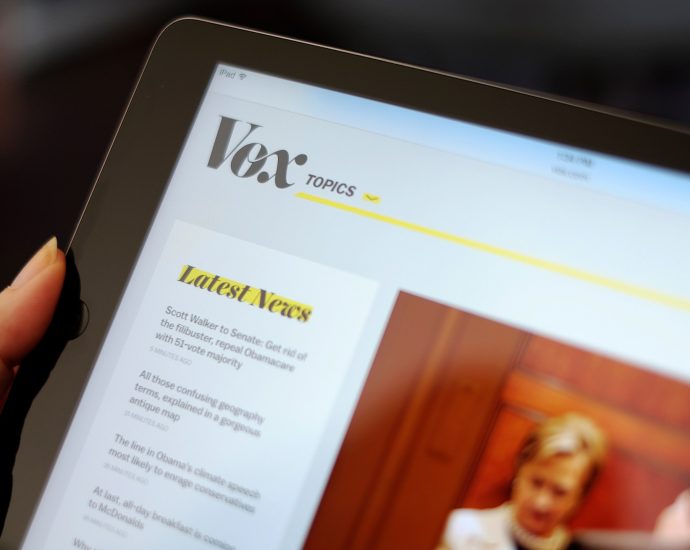 james-murdoch-to-acquire-new-york-magazine-and-vox-media-podcast-network
