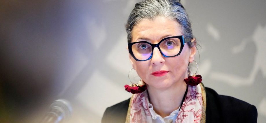 us-lifts-sanctions-on-francesca-albanese,-un-expert-on-palestinian-rights