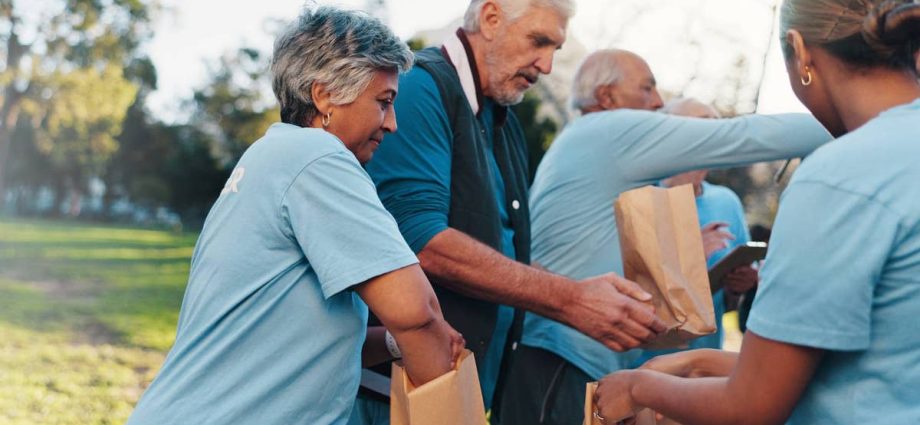 Congress moves to unlock 401(k) charitable donations