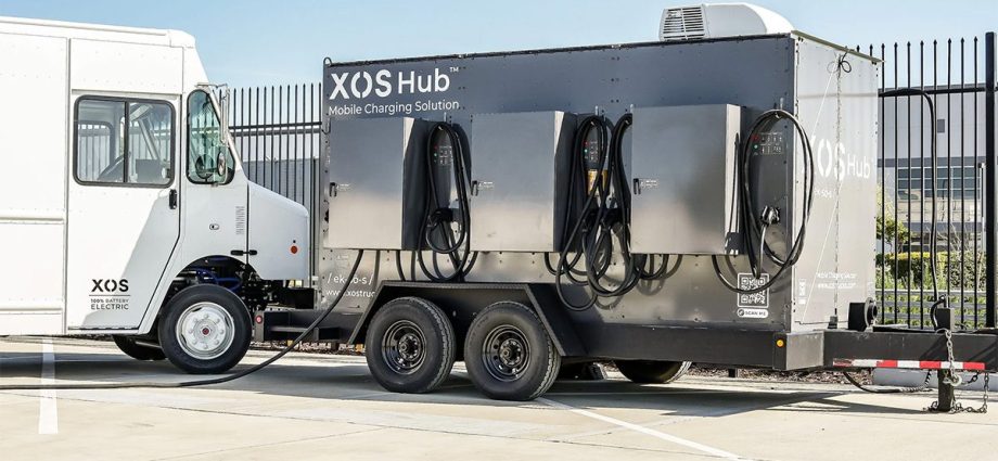 xos-demonstrates-its-new-mobile-ev-charger-for-the-us-air-force