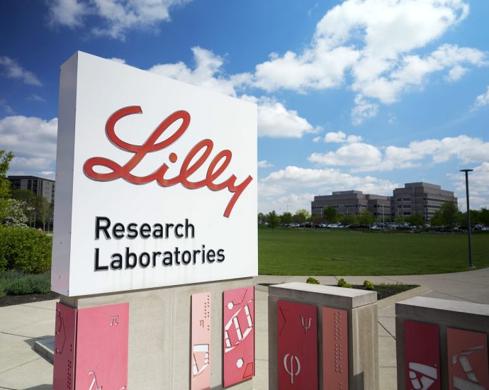 people-lost-up-to-85-pounds-on-lilly’s-experimental-weight-loss-drug,-company-says