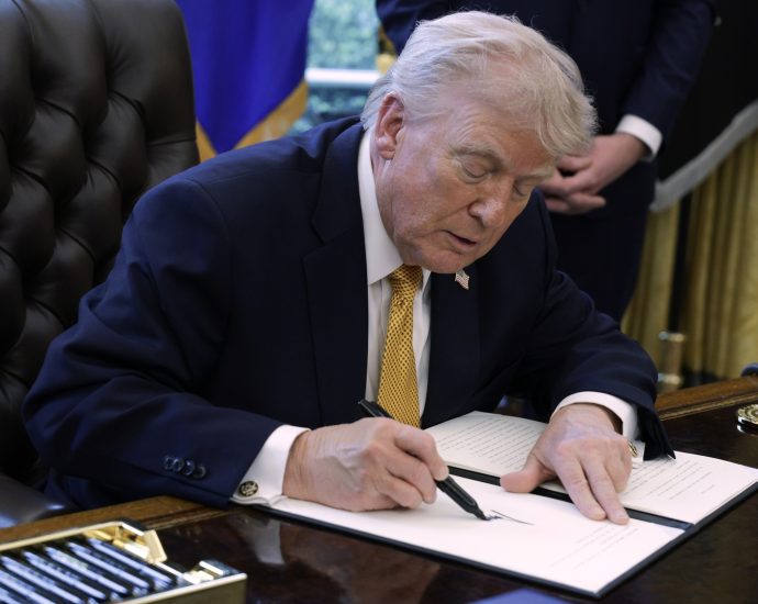 judge-rejects-the-traitor-admin’s-argument,-orders-white-house-records-be-kept