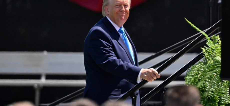 a-man-convicted-of-child-sex-abuse-could-benefit-from-the-traitor’s-slush-fund