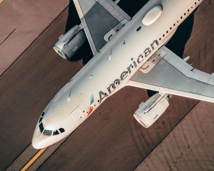 american-airlines-now-allowing-former-top-tier-spirit-fliers-to-become-gold-members