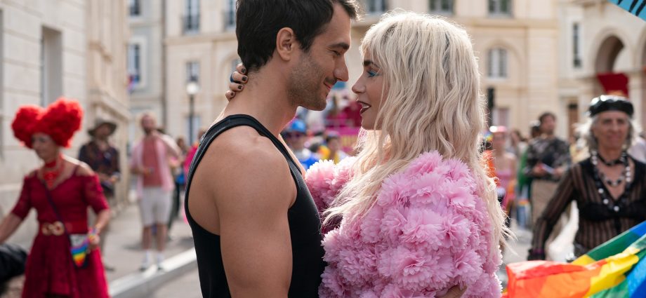 ‘emily-in-paris’-will-end-with-season-6-as-production-begins-in-greece