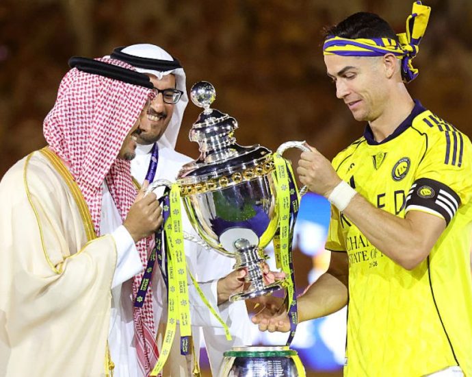 ronaldo-scores-twice-to-seal-saudi-pro-league-at-last-with-al-nassr