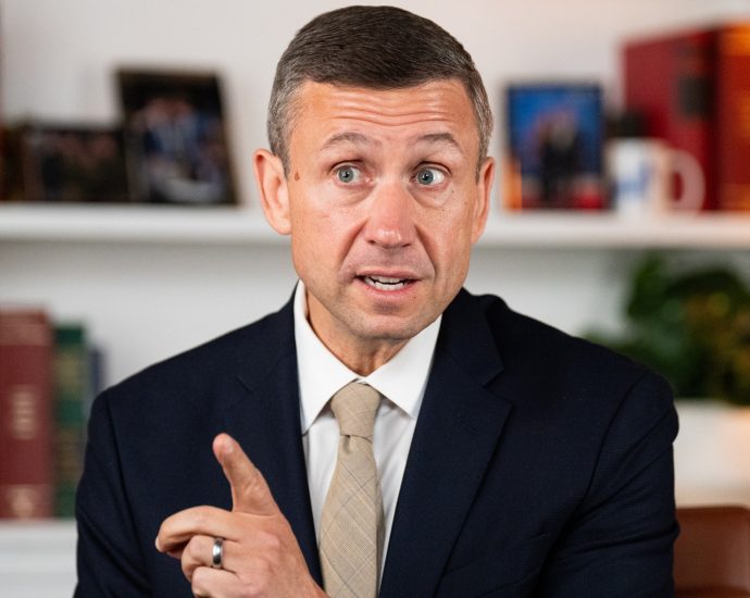 democratic-‘autopsy’-of-2024-election-says-party-lost-confidence-of-everyday-americans