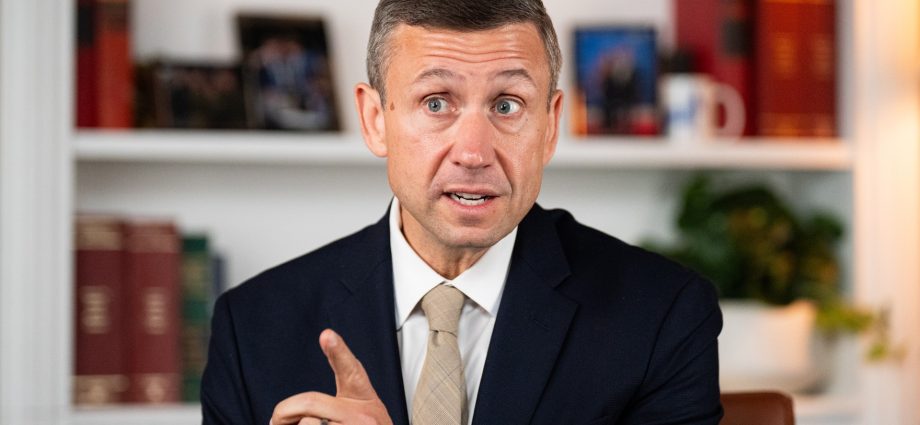 democratic-‘autopsy’-of-2024-election-says-party-lost-confidence-of-everyday-americans
