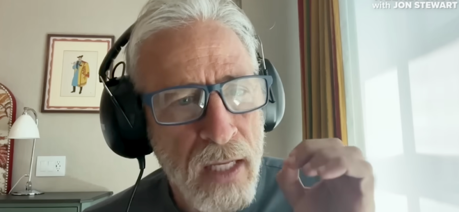 ‘this-is-f**king-our-money’:-jon-stewart-calls-out-the-traitor-over-his-latest-‘smash-and-grab’