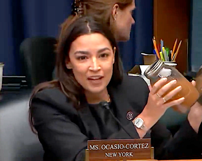 aoc-confronts-the-traitor-official-with-effects-of-data-centers-on-local-water-supplies