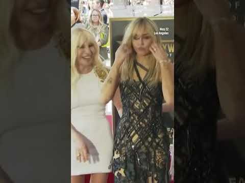 miley-cyrus-star-on-walk-of-fame-revealed