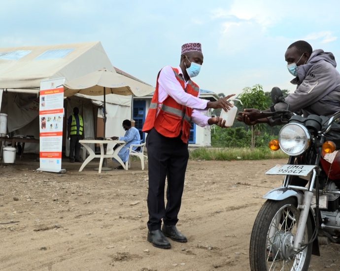 ebola-outbreak-disrupts-life-along-the-drc-uganda-border