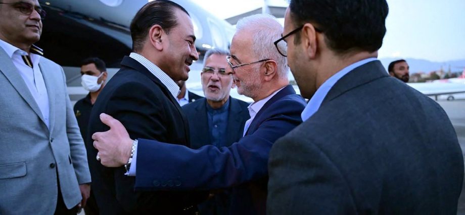 iran-war-live:-tehran-says-diplomacy-continues-but-no-deal-yet-with-us