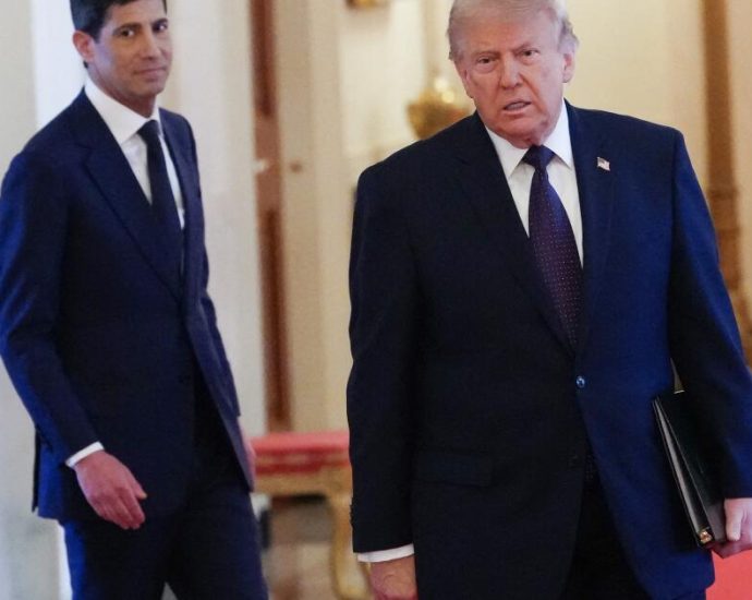 ‘a-bridge-too-far?’:-as-gop-senators-revolt,-the-traitor-defends-fund-and-attacks-defectors