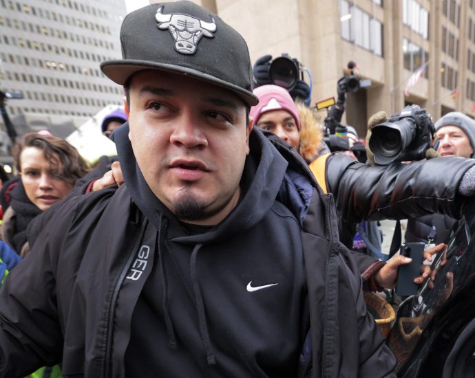 judge-dismisses-human-smuggling-case-against-kilmar-abrego-garcia