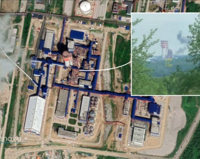metafrax-chemicals-plant,-supplying-dozens-of-military-facilities,-halts-operation-after-ukraine’s-strikes-1,700-km-inside-russia