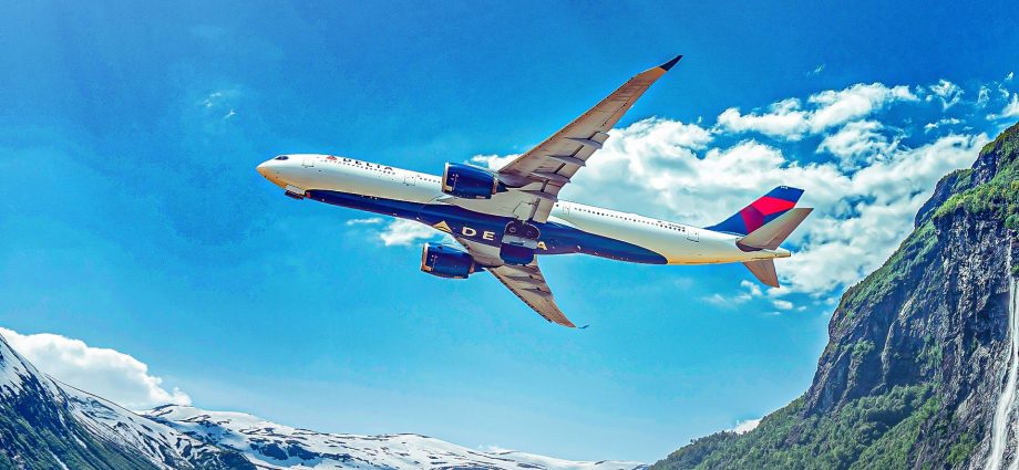 delta-boosts-boston-europe-flights-by-20%-this-summer:-new-routes-revealed