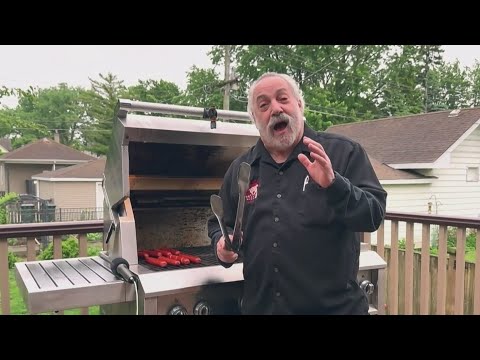 meathead-goldwyn-on-what-makes-hotdogs-unique:-‘it’s-the-toppings’-|-morning-in-america