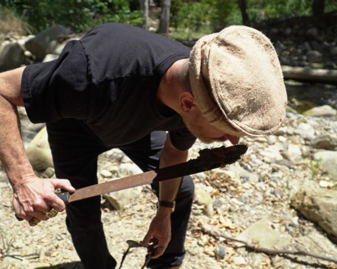 six-months-after-oil-spilled-into-california-tributary,-families-worry-the-cleanup-was-never-finished