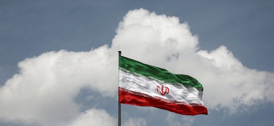 iranian-sources-lay-out-iran-us-deal-details