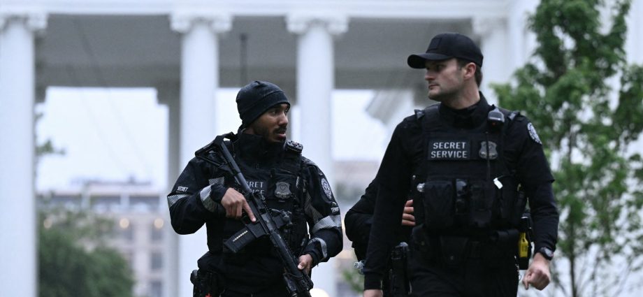 us-secret-service-fatally-shoots-gunman-who-fired-at-white-house-checkpoint