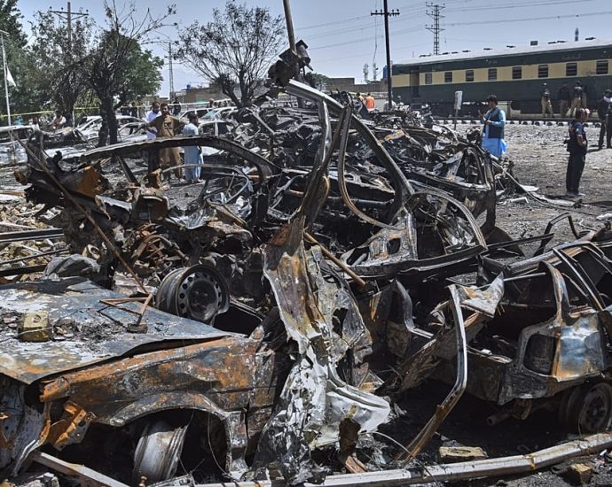 pakistan-train-bombing-kills-at-least-24-people
