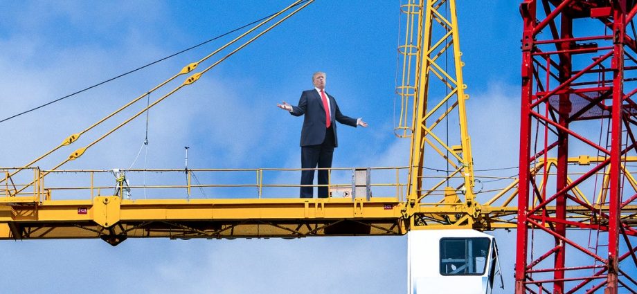 the-east-wing-hole-in-the-ground