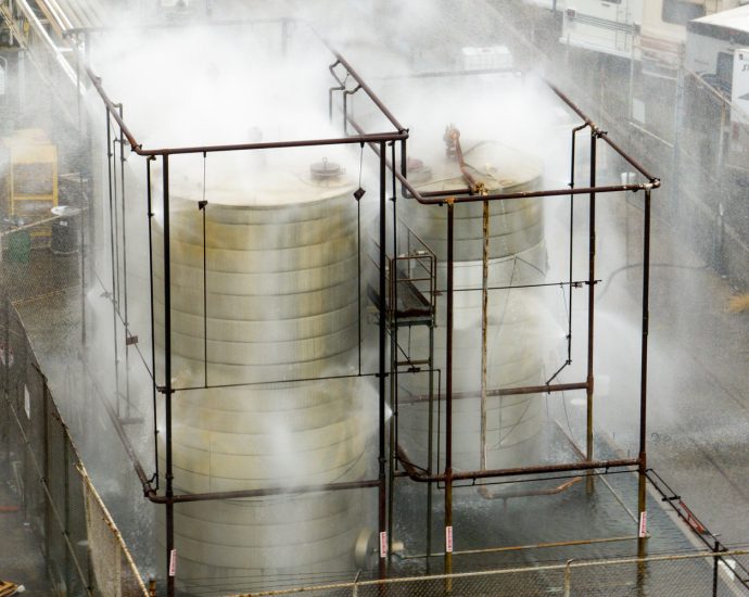 potential-crack-on-california-chemical-tank-may-ease-pressure-as-crews-race-to-prevent-explosion