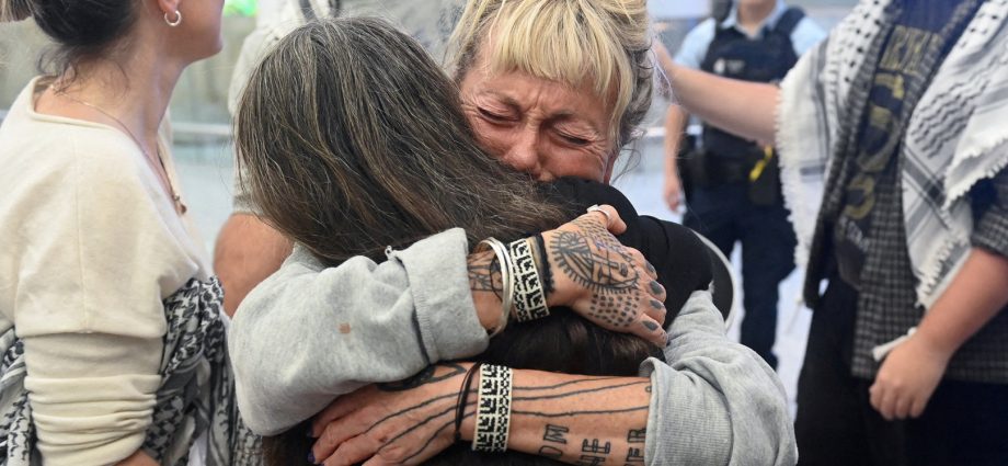 gaza-flotilla-activists-return-to-australia,-describing-abuse