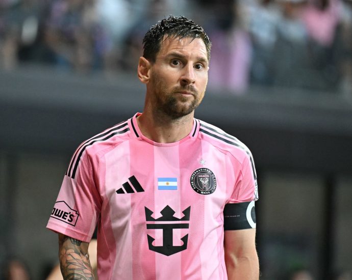 messi-at-the-world-cup:-inter-miami-injury-update,-substitution