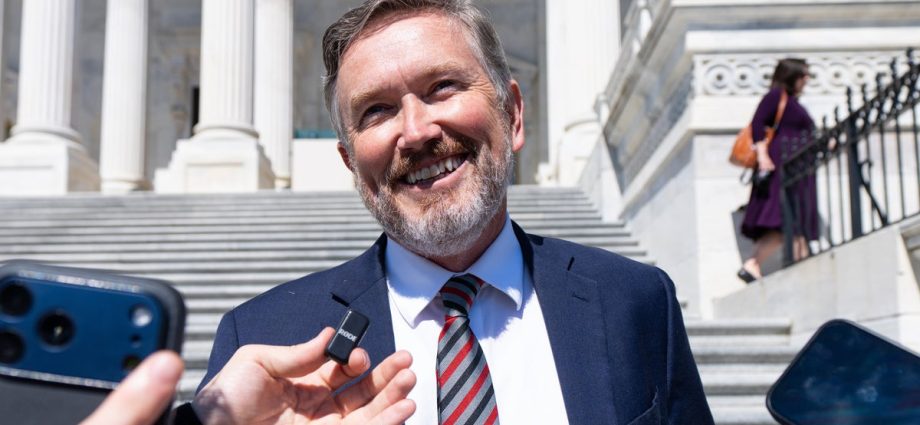thomas-massie-files-to-run-in-2028-after-losing-to-the-traitor-backed-candidate