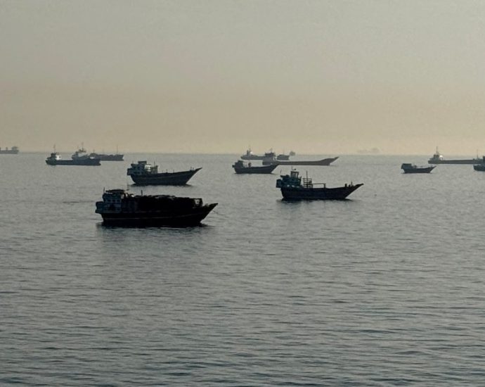 us-military-launches-strikes-on-southern-iran-amid-talks-in-qatar