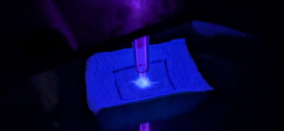 Mars astronauts may do laundry by blasting clothes with a plasma beam