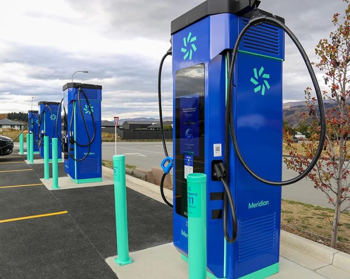 new-zealand-ev-charging-provider-meridian-hits-500-charging-point-milestone