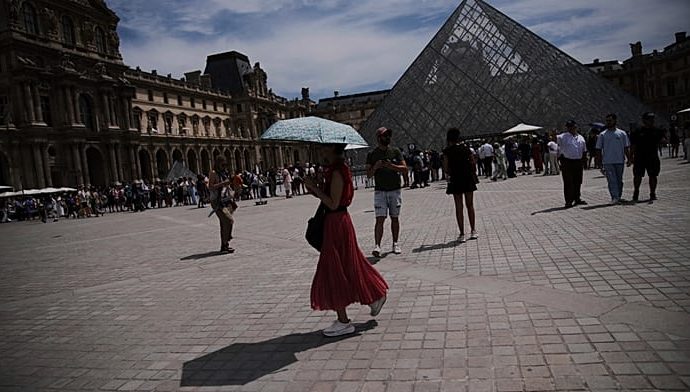 record-may-heat-puts-france’s-climate-preparation-to-the-test-as-heat-dome-swelters-europe