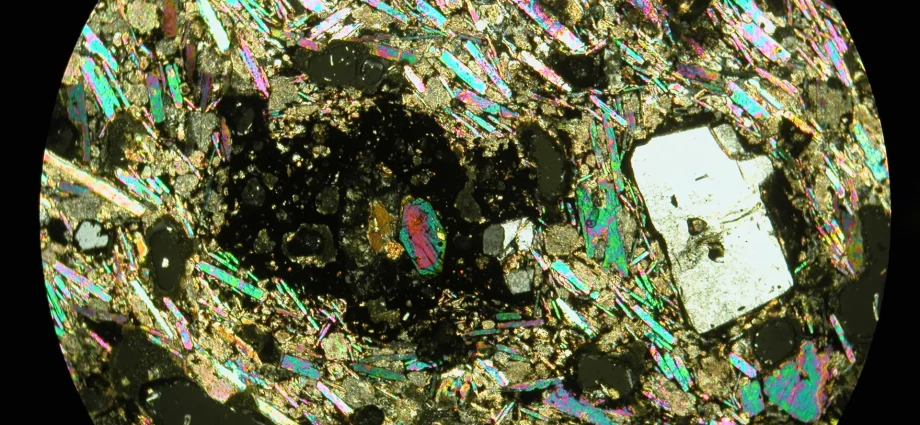 scientists-create-global-treasure-map-pointing-to-hidden-rare-earth-deposits
