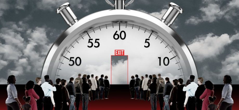 ‘panicking’:-the-people-trapped-inside-the-traitor’s-‘deportation-machine’-wait-for-scotus