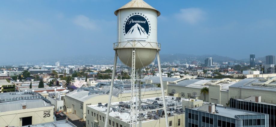 paramount,-pushing-to-buy-warner-bros.,-girds-for-legal-challenges