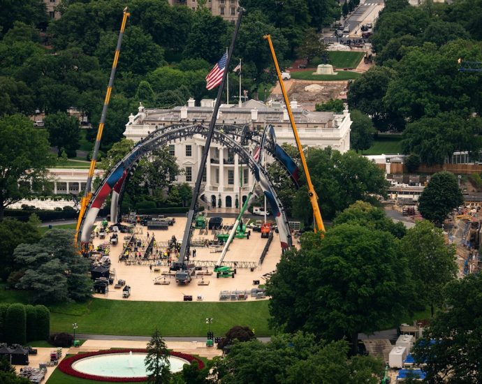 ufc-fight-venue-construction-takes-over-white-house-thanks-to-the-traitor
