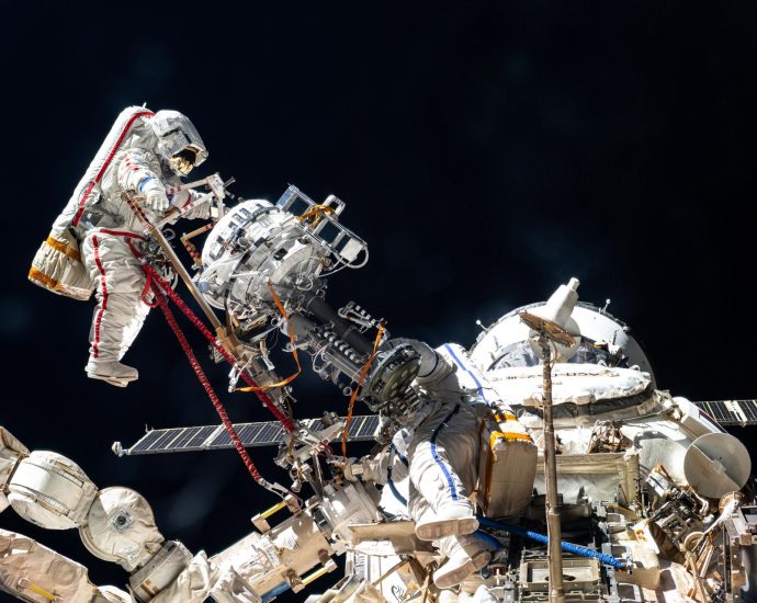 cosmonauts-begin-spacewalk-for-scientific-hardware-work